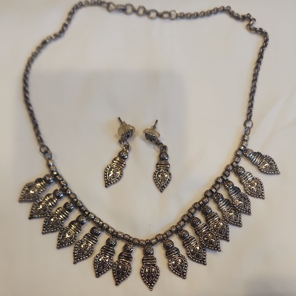 Elegant Oxidized Metal Necklace and Earring Set